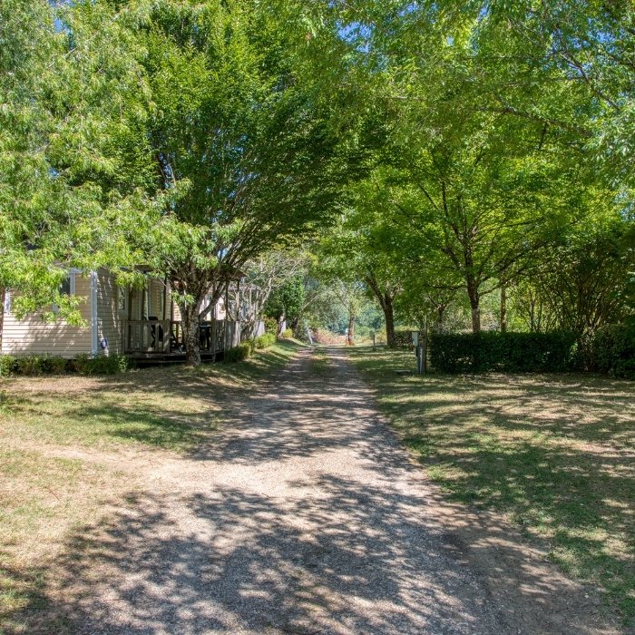 emplacement-camping-la-bastide